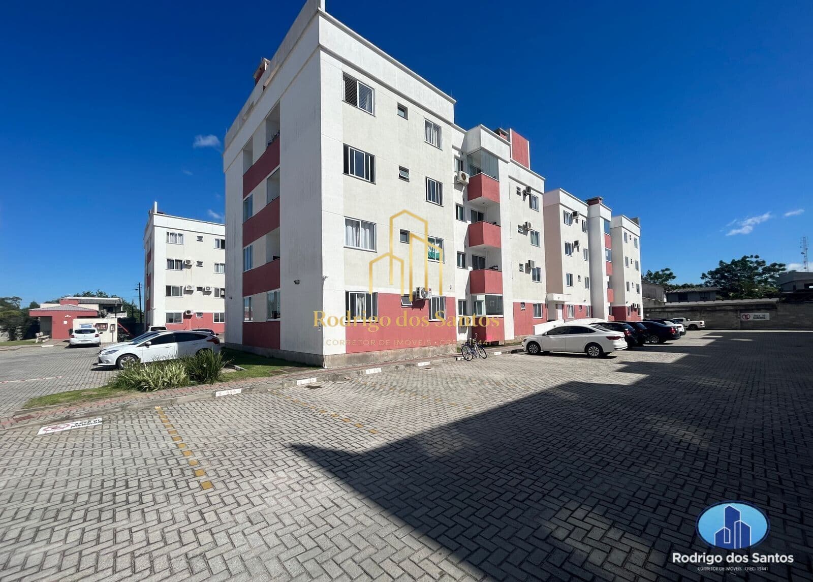 Apartamento em Laguna - Portinho