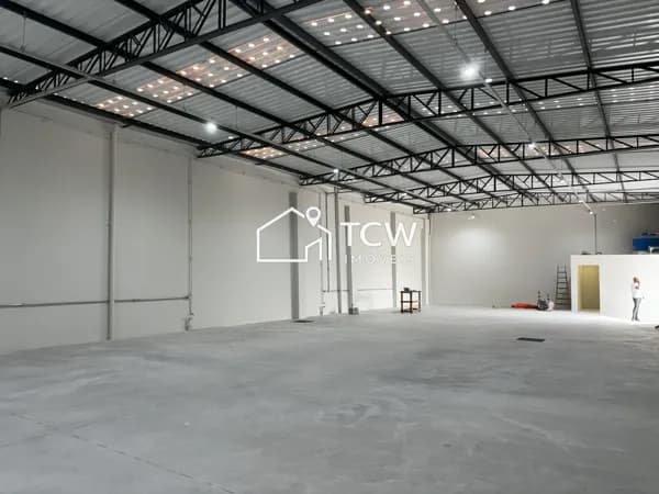 Galpão/Armazém à Venda | 400m2 COM RENDA | Mooca/SP