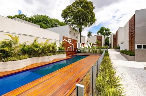 Casa de Condomínio em São Paulo - Granja Julieta