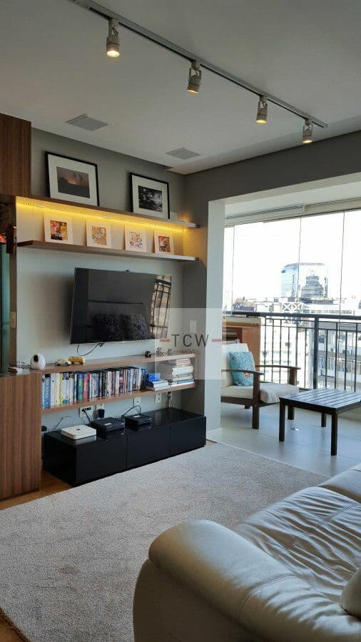 Apartamento na Martiniano de Carvalho