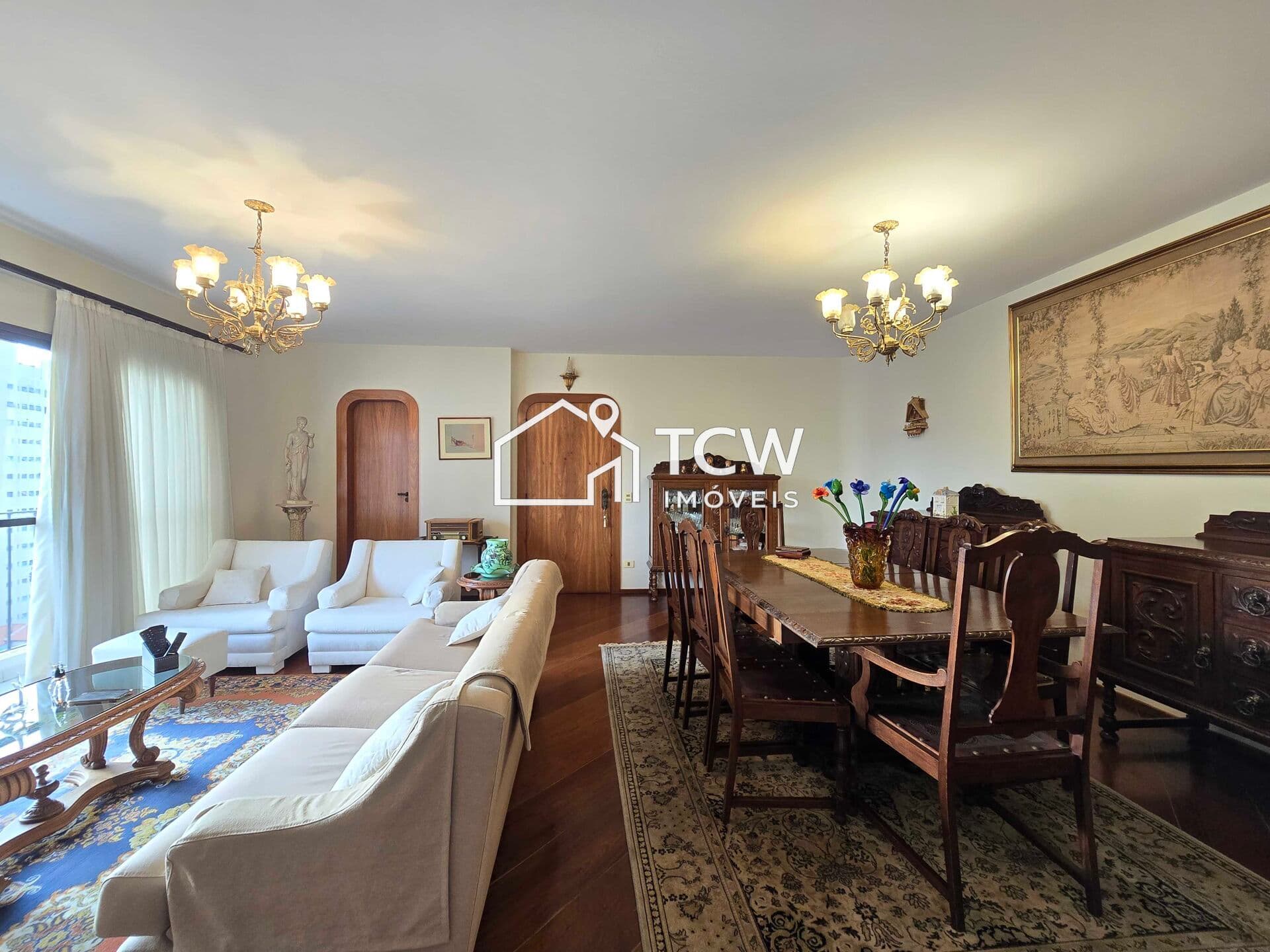 Apartamento 4 Dorms em Aclimação SP