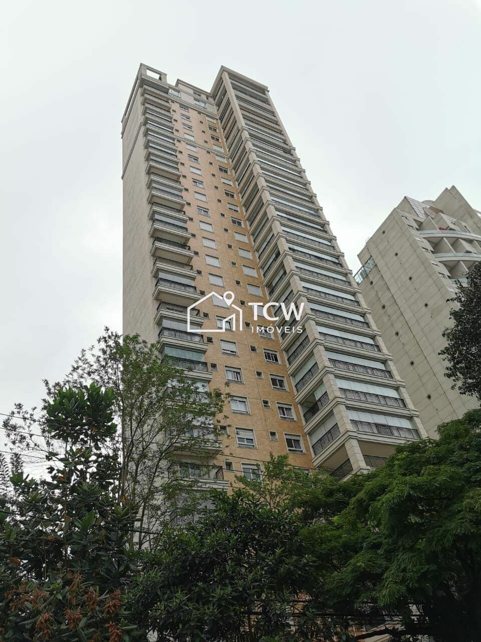 Apartamento Alto Padrão em Moema 4 suítes