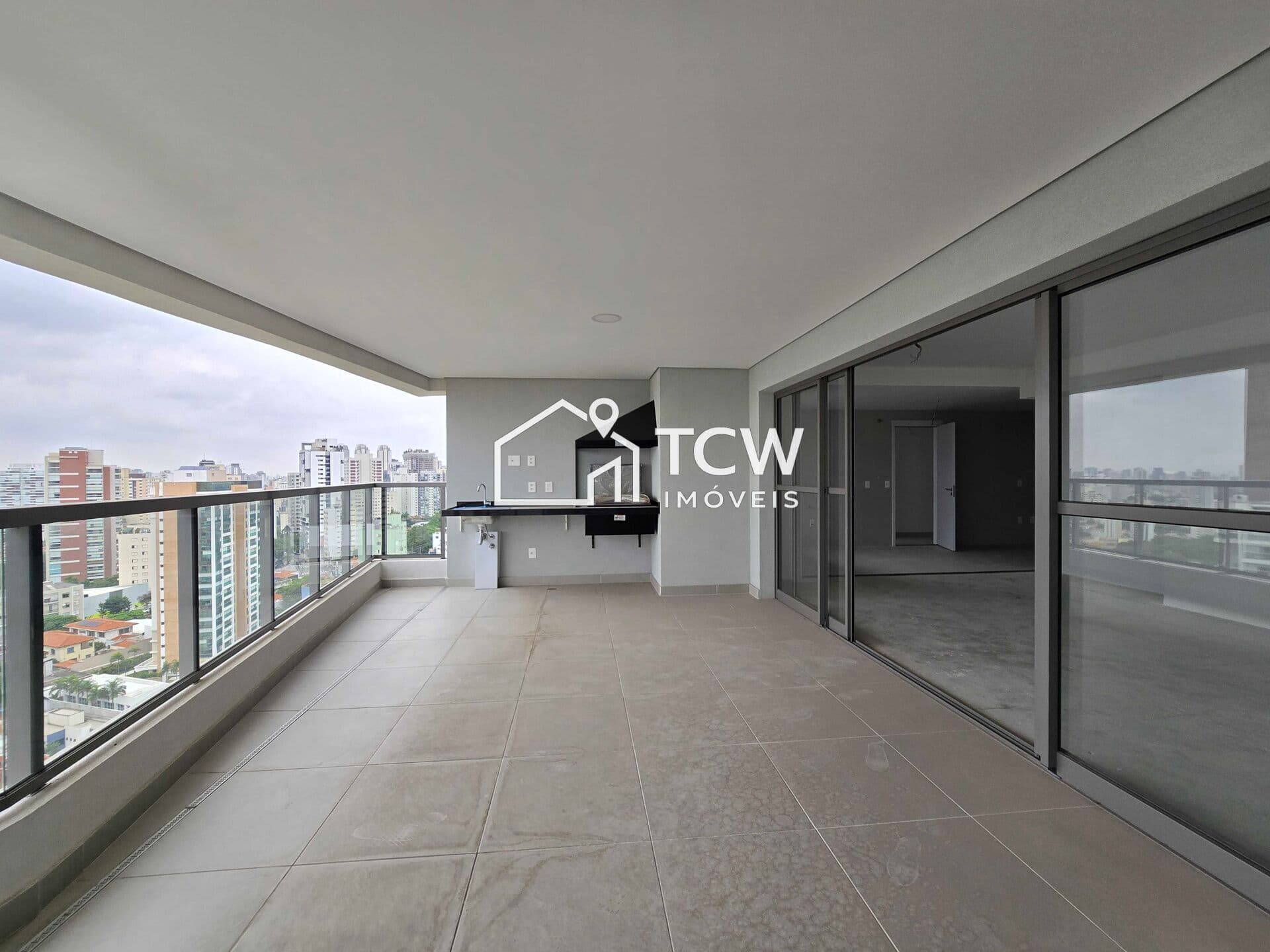 Apartamento à Venda | 177m2 | PARAÍSO/SP