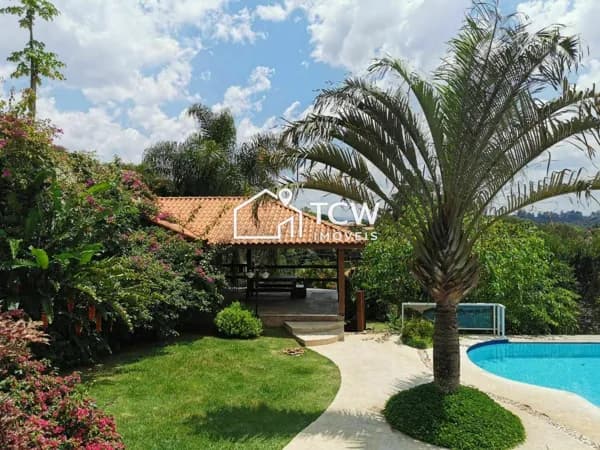Casa em Condomínio à venda no Granja Viana