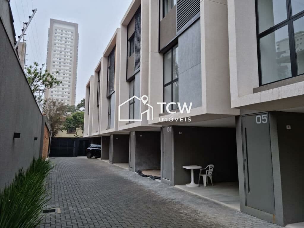 Casa de Vila em São Paulo - Cidade Monções