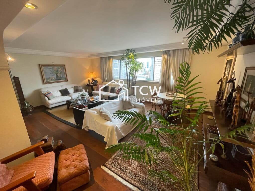 Apartamento em São Paulo - Itaim Bibi
