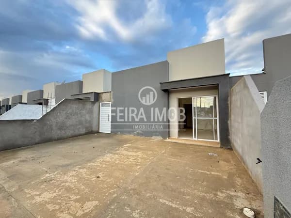 Condomínio Vivace Papagaio - Casa de 2/4