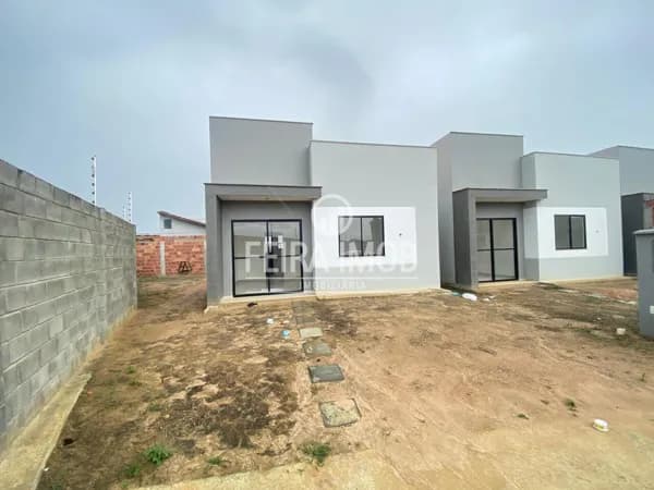2/4 Casa em Condomínio no Reserva Guarujá