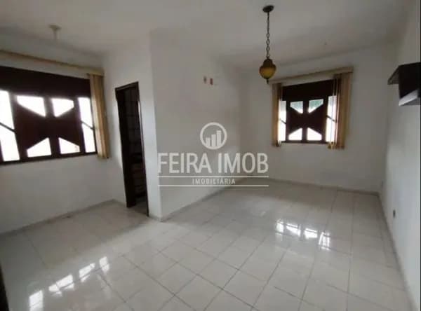 CASA 4/4 NO BAIRRO JARDIM CRUZEIRO
