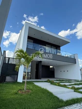 Casa Duplex com 4 suítes e piscina