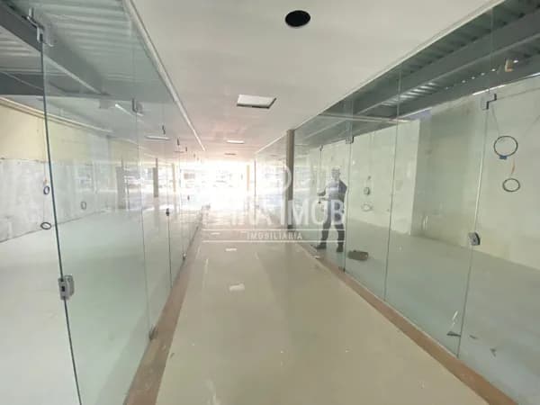 SALAS EM GALERIA NA AVENIDA GETULIO VARGAS