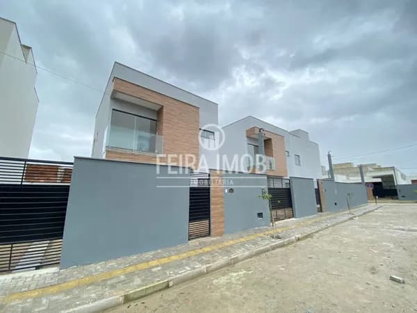Casa 3/4 sendo um suite proximo ao Shopping Avenida Noide