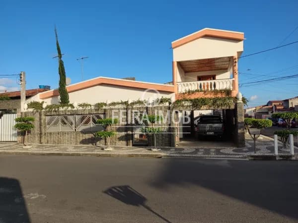 CASA NO JARDIM CRUZEIRO