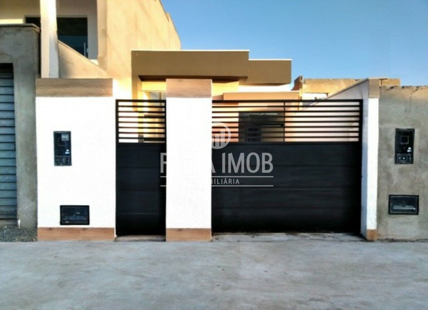 CASA 3/4 A VENDA NO BAIRRO PAPAGAIO