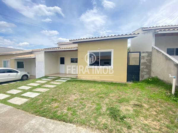 Alugo Casa 3/4 com suíte em Condomínio no Sim