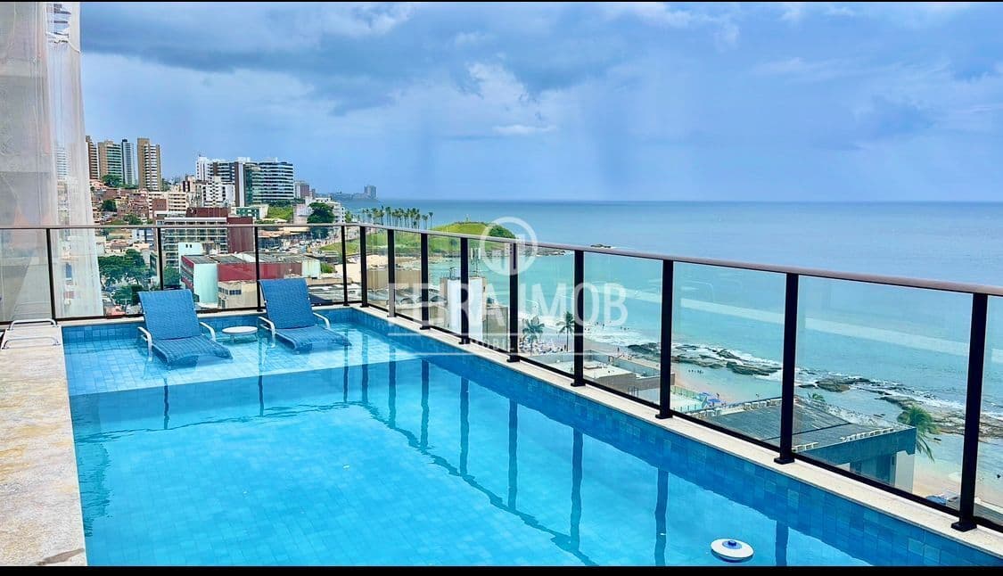 Apartamento Flat no Porto da Barra em Salvador