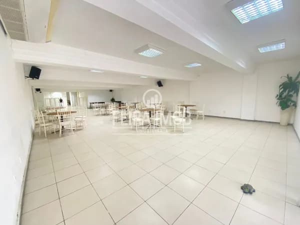 Ponto Comercial Térreo no centro de Feira de Santana com 400 m²