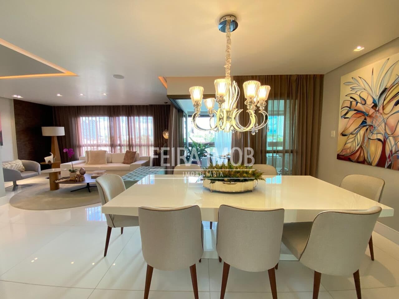 APARTAMENTO DE ALTO PADRÃO 100% MOBILHADA NA SANTA MÔNICA