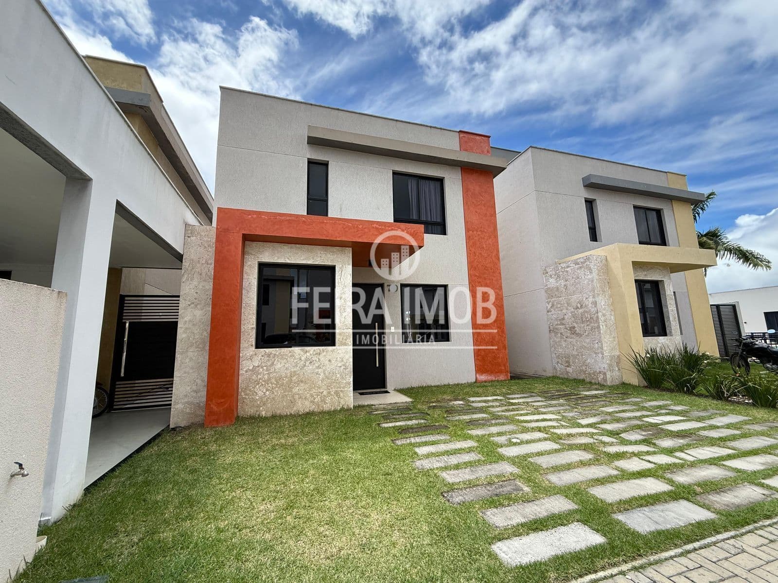 Casa á Venda no Condomínio Reserva Lumíere