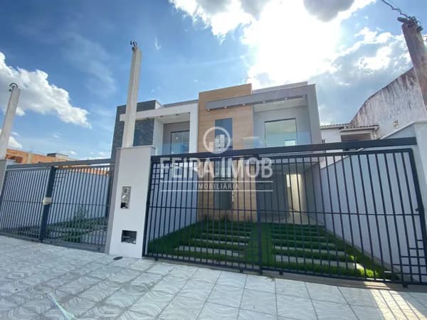 Casa Dupex de alto padrão no Parque Ipê