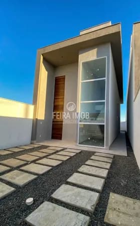 Casa 3/4 com 2 suítes para Locação no Bairro Sim