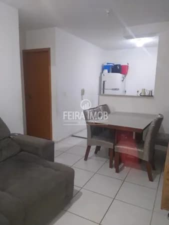 Apartamento Padrão 2/4 em condominio no bairro Sim
