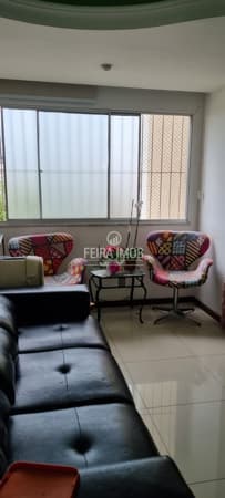Casa 2/4 em condomínio Parque das Acácias