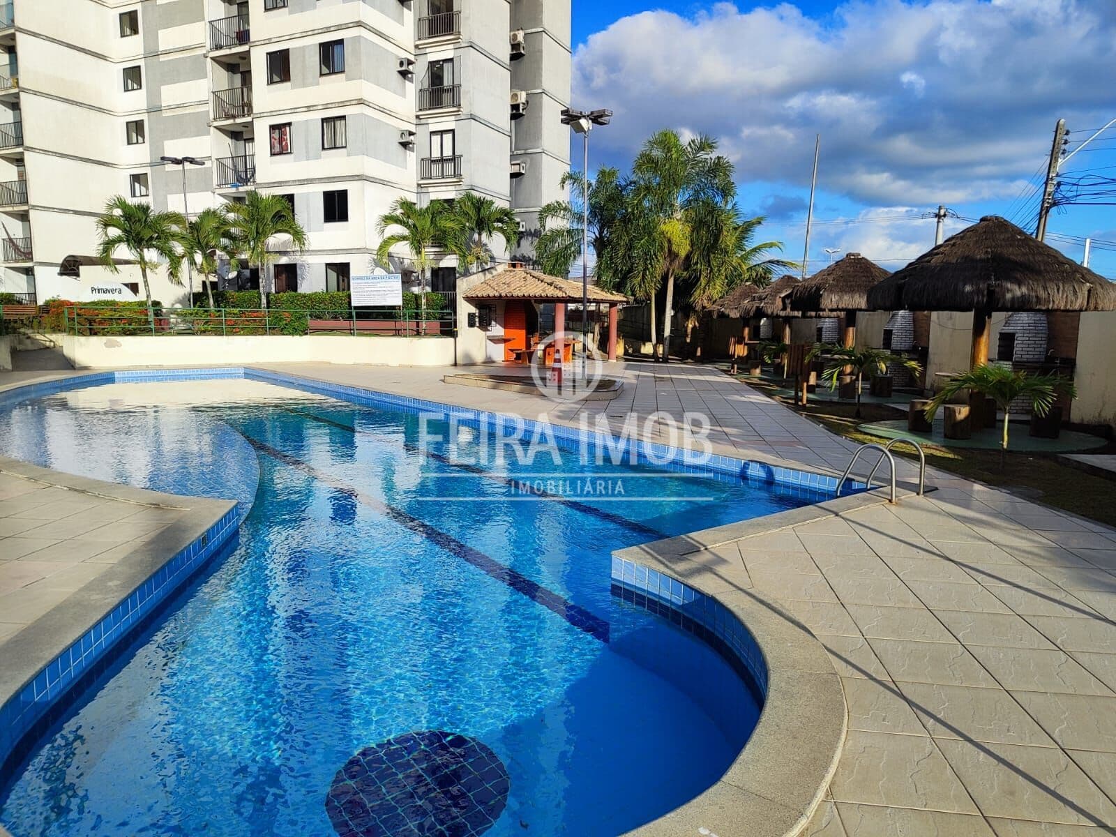 APARTAMENTO EM CONDOMINIO NO BAIRRO MUCHILA