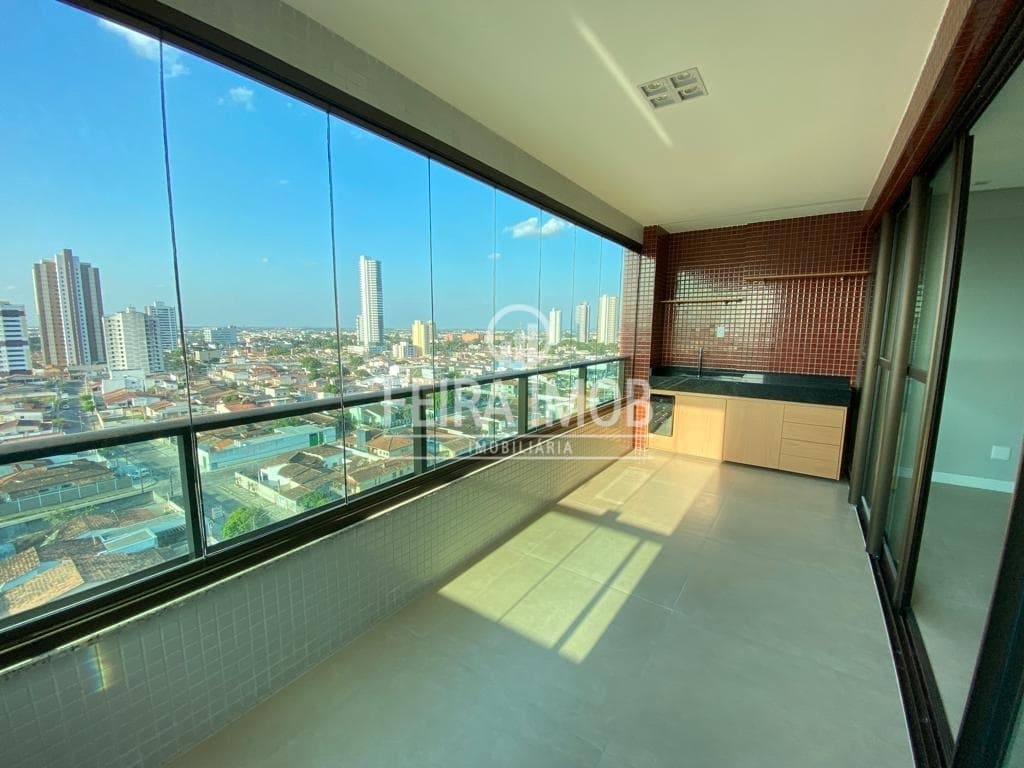 Apartamento 3/4 com suítes na Santa Mônica