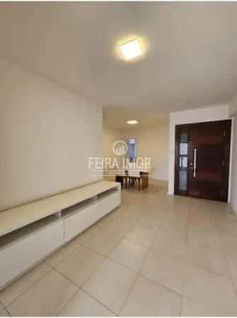 Apartamento de com 3 Quartos com 1 suíte em condomínio no Santa Monica