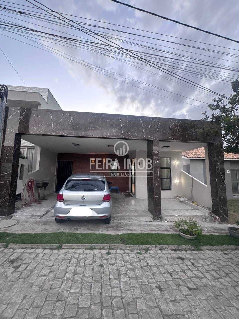 Casa em Condomínio 2/4 sendo 1 suíte, na Av Artemia Pires,