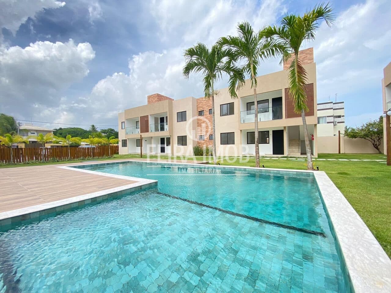 Apartamentos de 2/4 com suíte em Guarajuba