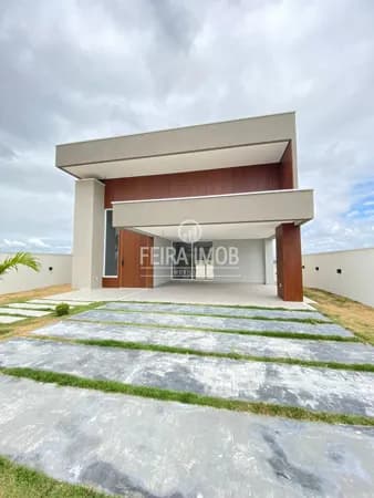Casa Duplex no bairro Novo Horizonte em Feira de Santana-BA