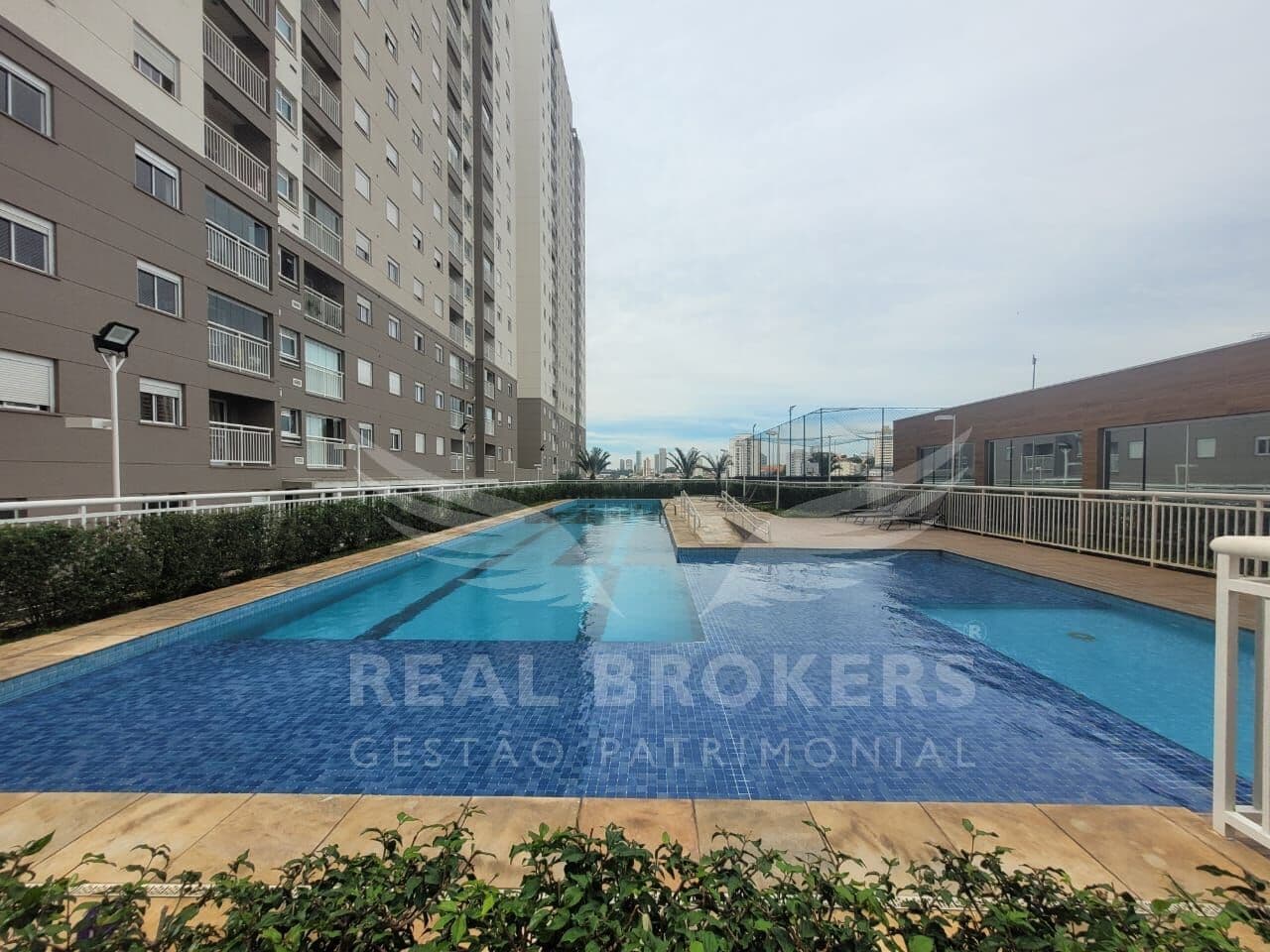 Apartamento Semi Mobiliado à venda com 60m² 2 Dormitórios e Sacada com Vista para Área Verde em Barueri