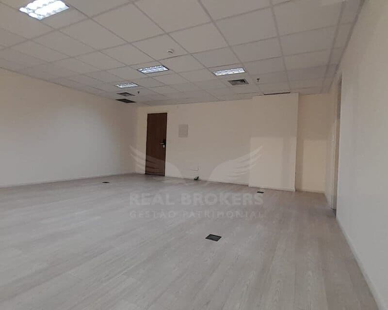 Sala comercial para locação de 47m² no Montreal Plaza
