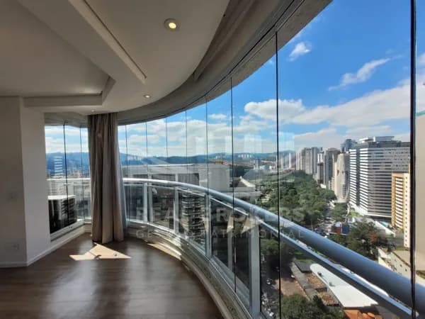 Apartamento para Locação com 89m² de área útil 2 Suítes Sacada Integrada e 2 Vagas de Garagem