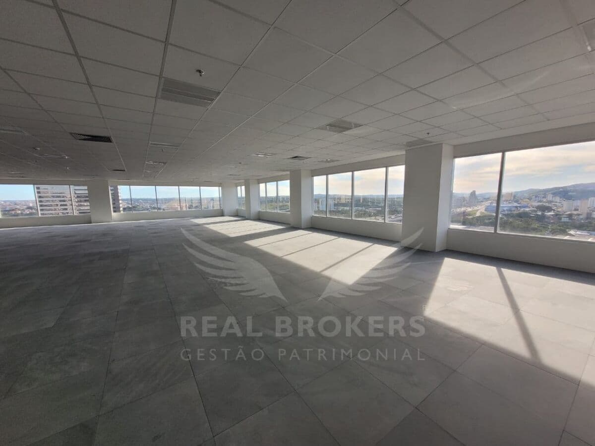 Conjunto de salas comercial com 1000m² para locação em Alphaville