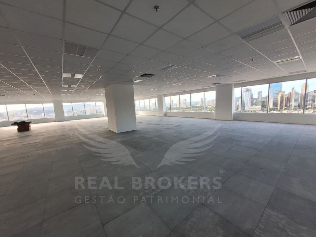 Sala comercial para locação com 492m² em Alphaville