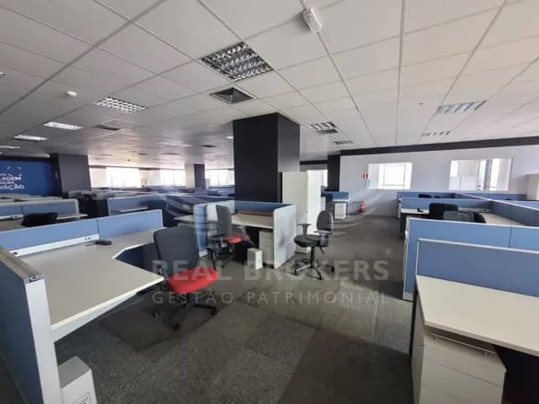 Laje corporativa para Locação com 621m2 em Alphaville