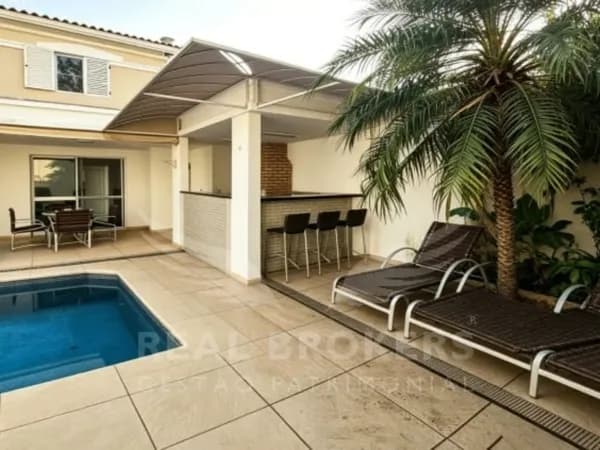 Excelente casa para locação com 186m² de área útil 01 suíte e área gourmet no Tamboré 5