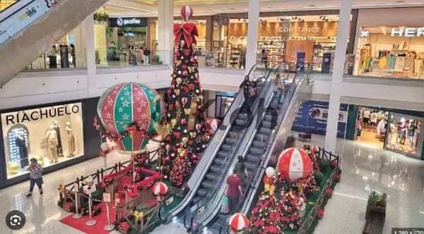 Patio Petrópolis Shopping ' Salas Comerciais no Centro . Confira