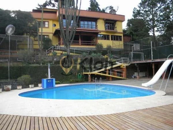 Araras - Vendo Casa de Alto Padrão no Vale do Bonsucesso