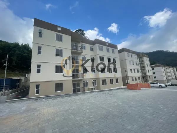 Torres do Morin - Apto 2 qts com suite e varanda, vazio e uma das melhores unidades