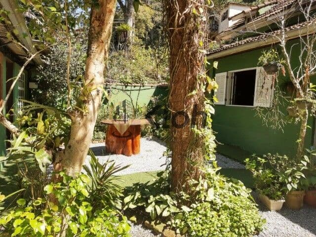 Linda Casa Duplex c/ 5 Qts (1 suite) no Parque São Vicente