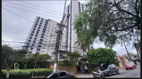 Apartamento com dois dormitorios sendo uma suite, uma vaga de garagem . AS VENDA!!!
