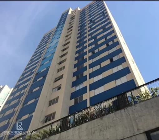 Apartamento amplo no Alto da Boa vista a 200 metros do metro com 2 dormitorios