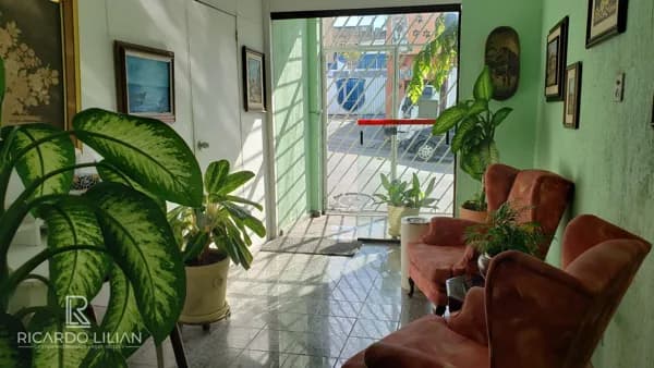Sobrado para fins comerciais na Av Emilio Ribas Guarulhos - A Venda