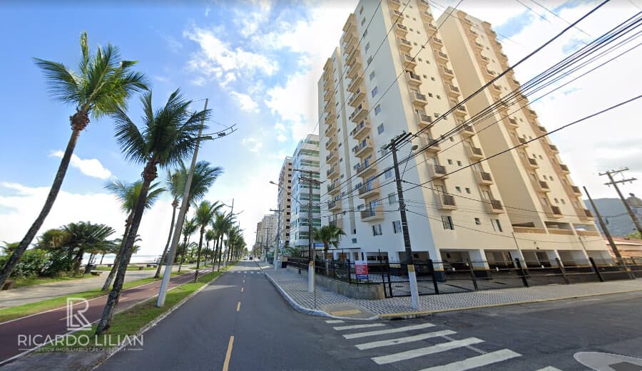 Seu Refúgio à Beira-Mar: Apartamento de 2 Dormitórios no Balneário Florida