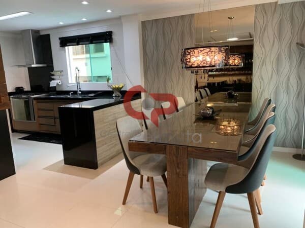 Apartamento em Itapema - Meia Praia