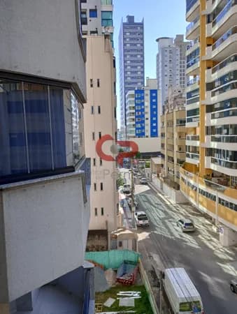 Apartamento em Itapema - Meia Praia